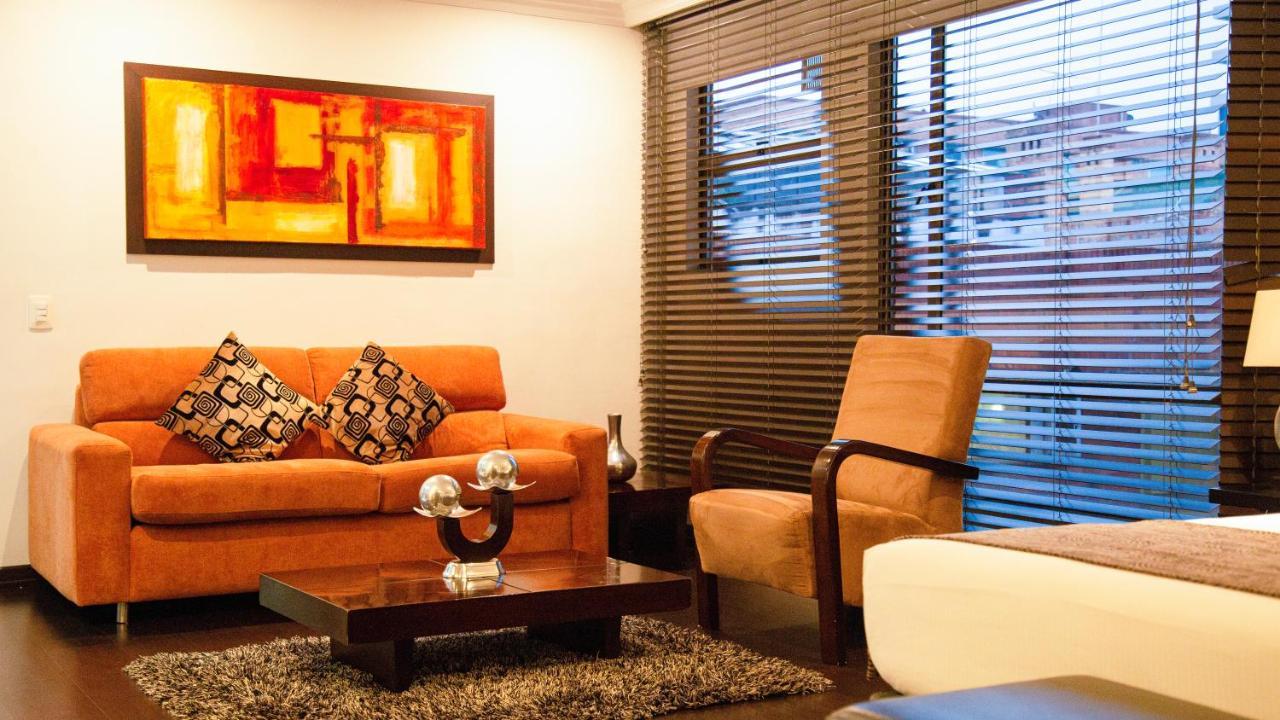 Hotel Suites 108 Богота Екстериор снимка
