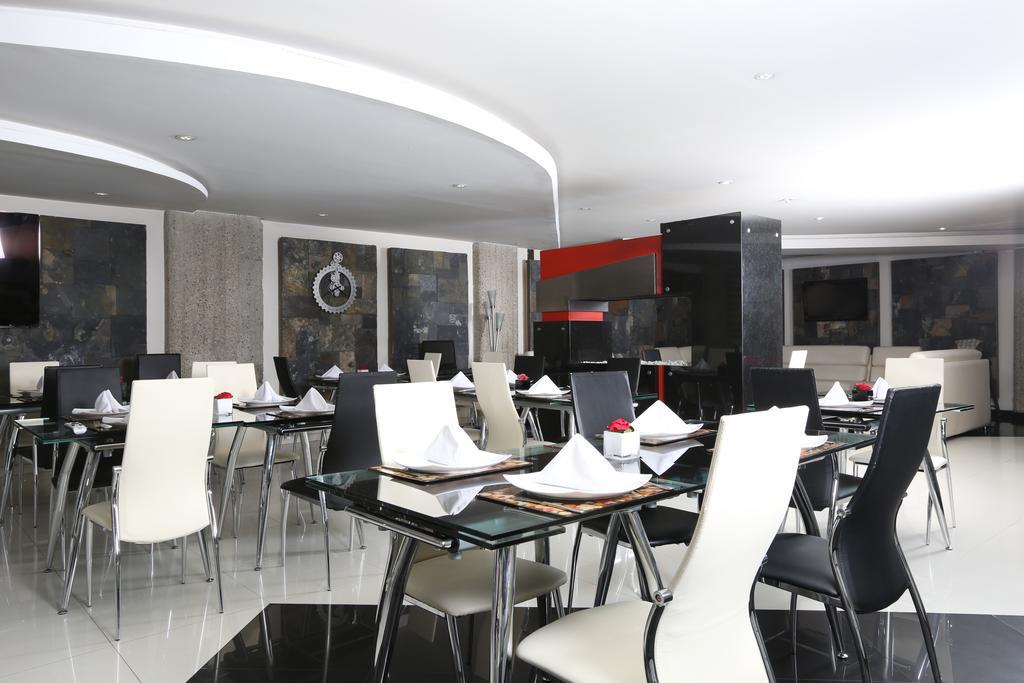 Hotel Suites 108 Богота Екстериор снимка