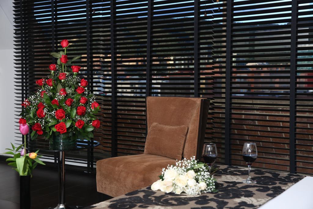 Hotel Suites 108 Богота Екстериор снимка