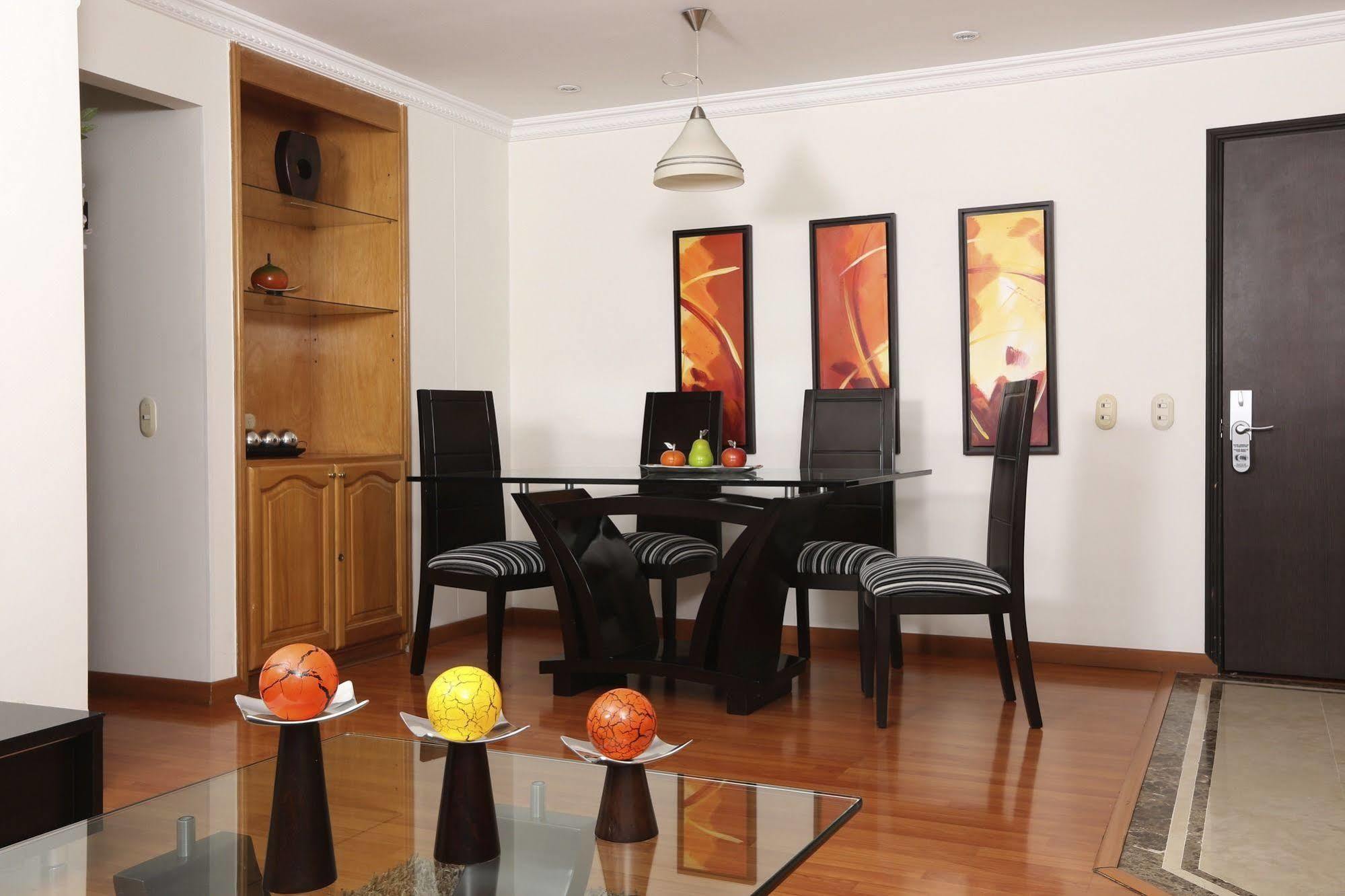 Hotel Suites 108 Богота Екстериор снимка
