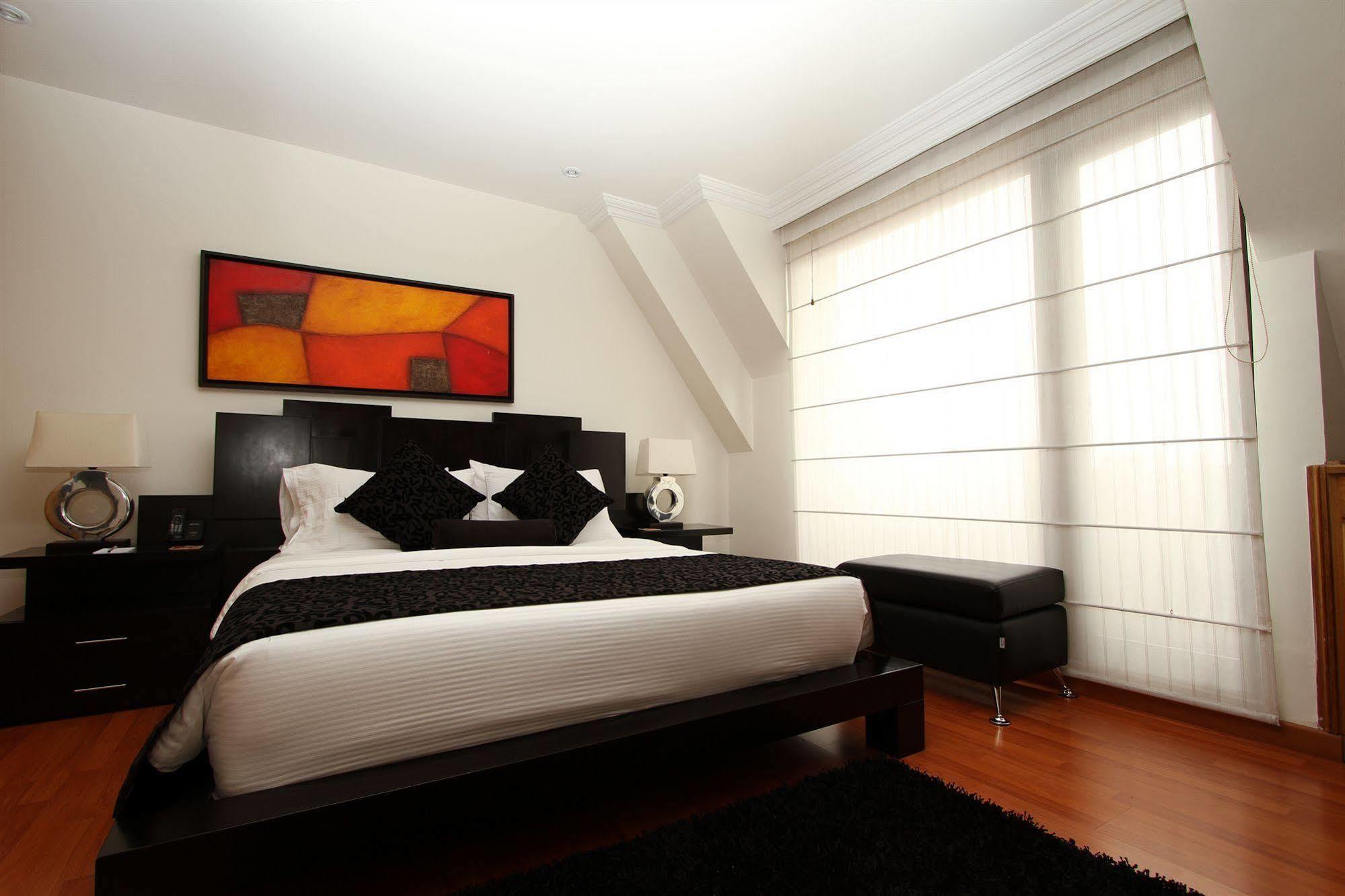 Hotel Suites 108 Богота Екстериор снимка
